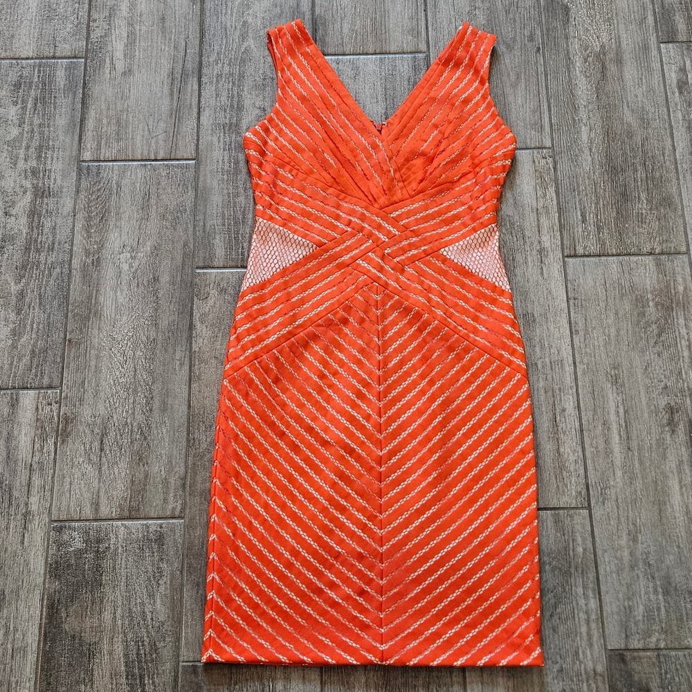 Tadashi Shoji Sheath Dress Size M Sleeveless‎ Orange V-Neck Bandage Cocktail